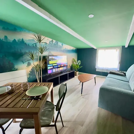 Tropical-netflix-parking