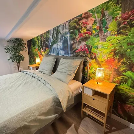Apartment Tropical-netflix-parking