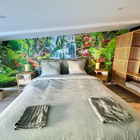 Apartment Tropical-netflix-parking