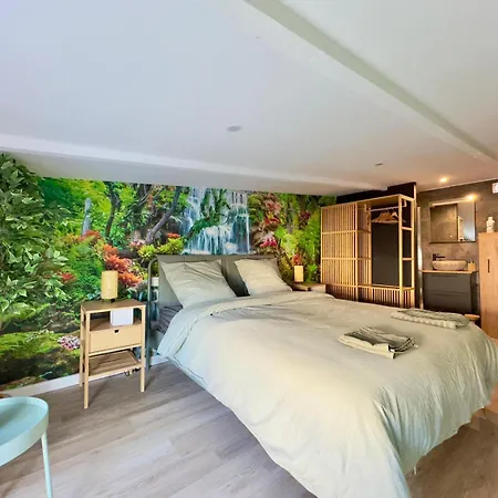 Apartment Tropical-netflix-parking